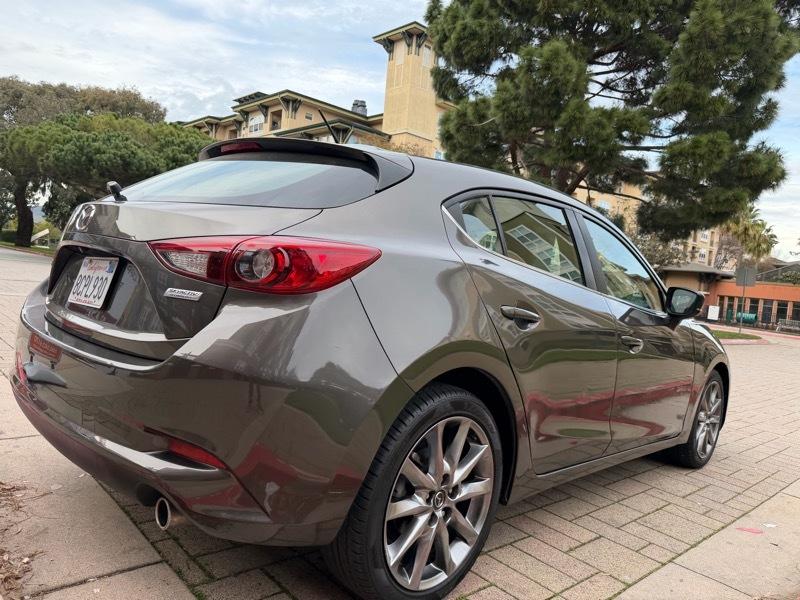 Mazda MAZDA3 s Grand Touring AT 5-Door 2018