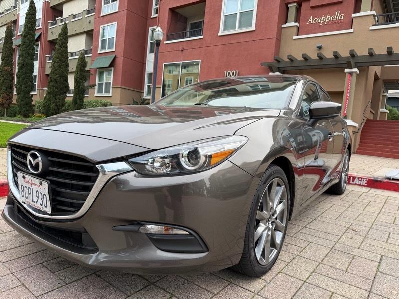 Mazda MAZDA3 s Grand Touring AT 5-Door 2018