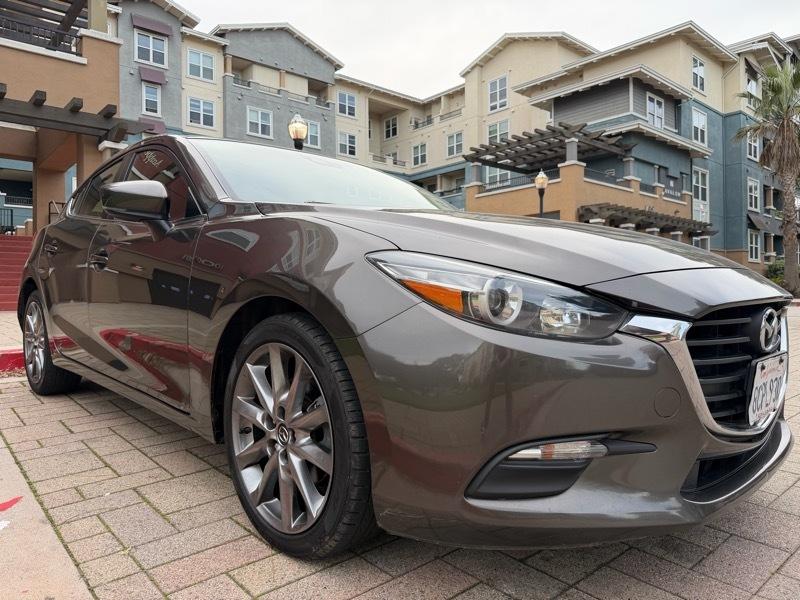 Mazda MAZDA3 s Grand Touring AT 5-Door 2018