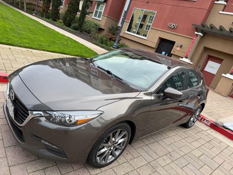 Mazda MAZDA3 s Grand Touring AT 5-Door 2018