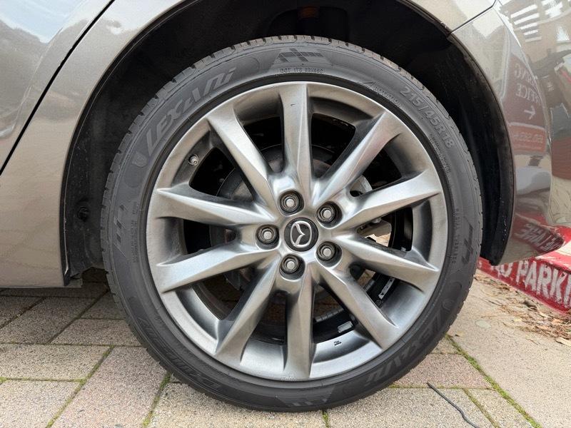 Mazda MAZDA3 s Grand Touring AT 5-Door 2018