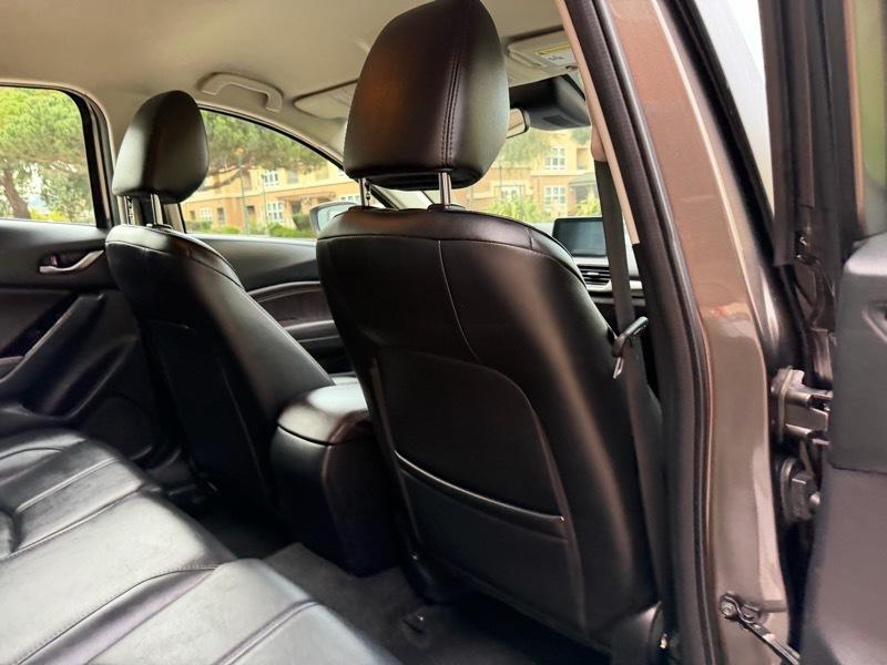 Mazda MAZDA3 s Grand Touring AT 5-Door 2018