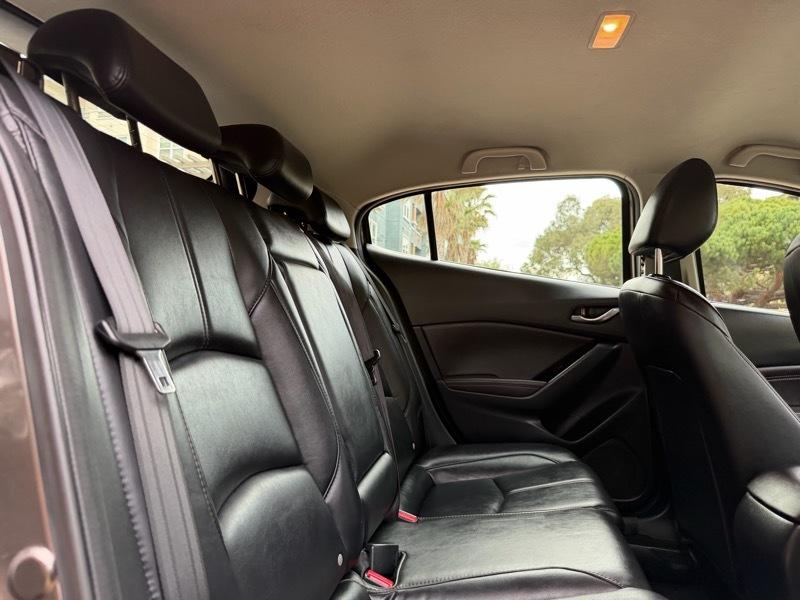 Mazda MAZDA3 s Grand Touring AT 5-Door 2018