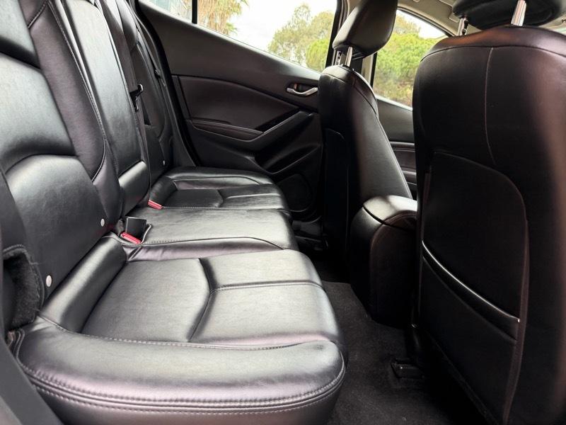 Mazda MAZDA3 s Grand Touring AT 5-Door 2018