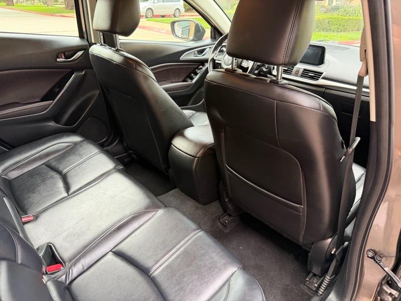 Mazda MAZDA3 s Grand Touring AT 5-Door 2018