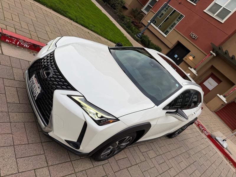 Lexus UX 250h Premium AWD 2019