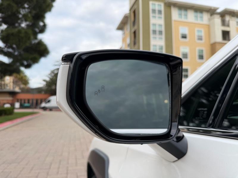 Lexus UX 250h Premium AWD 2019