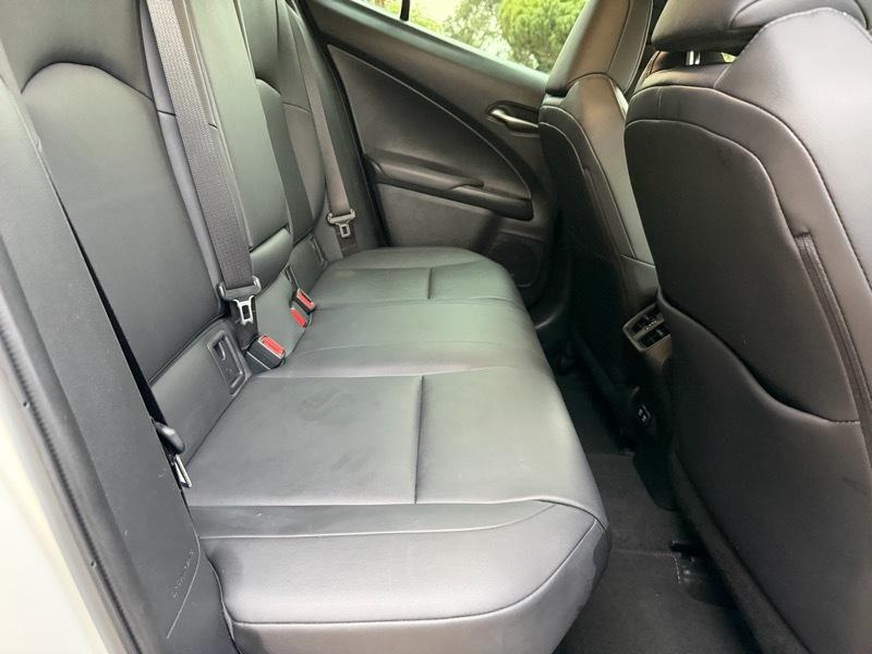 Lexus UX 250h Premium AWD 2019