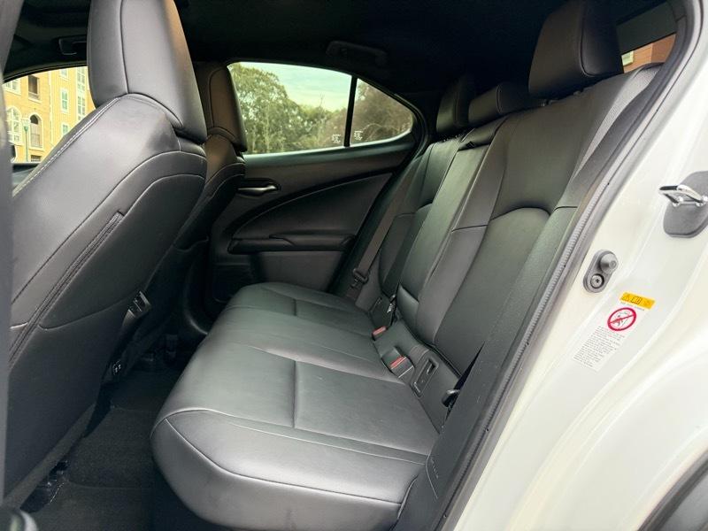 Lexus UX 250h Premium AWD 2019