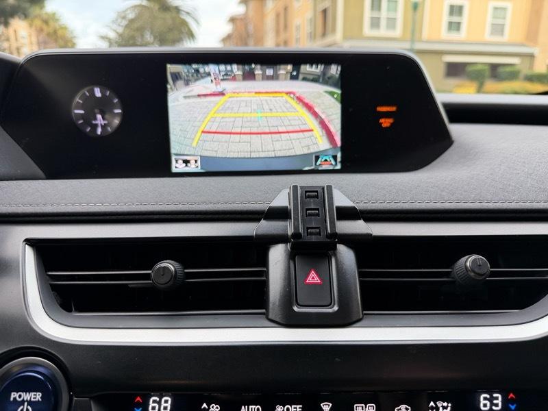 Lexus UX 250h Premium AWD 2019