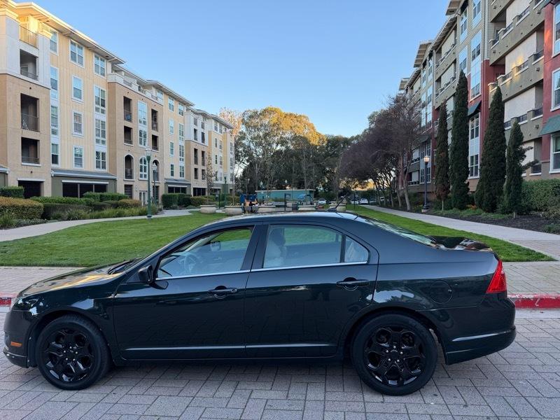 Ford Fusion SE 2010