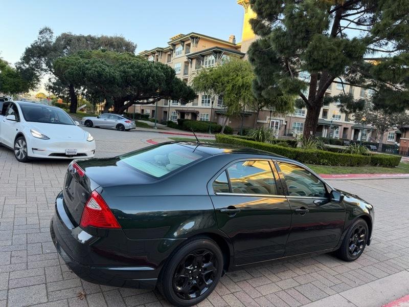 Ford Fusion SE 2010