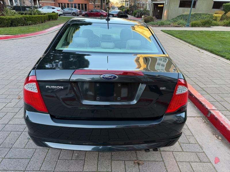 Ford Fusion SE 2010