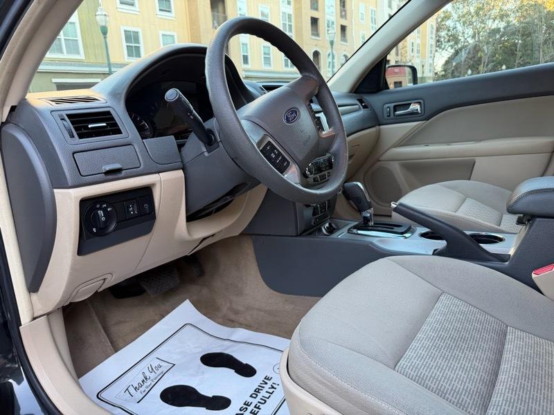 Ford Fusion SE 2010