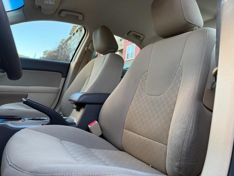 Ford Fusion SE 2010