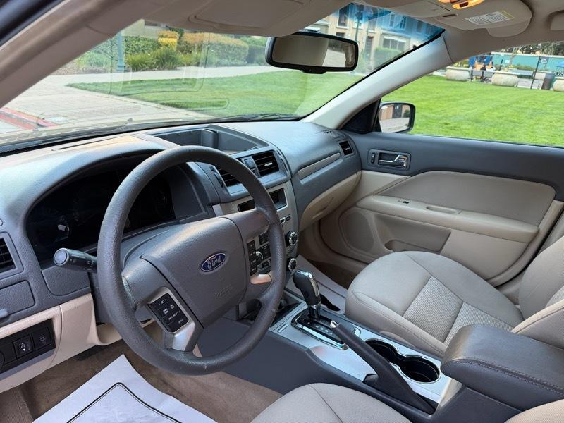 Ford Fusion SE 2010