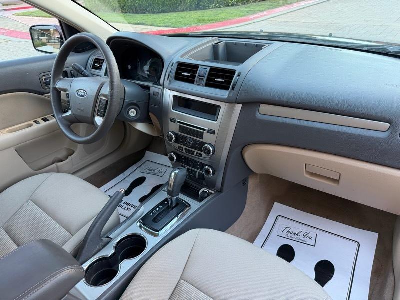 Ford Fusion SE 2010