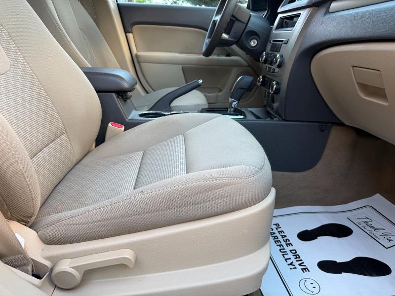Ford Fusion SE 2010