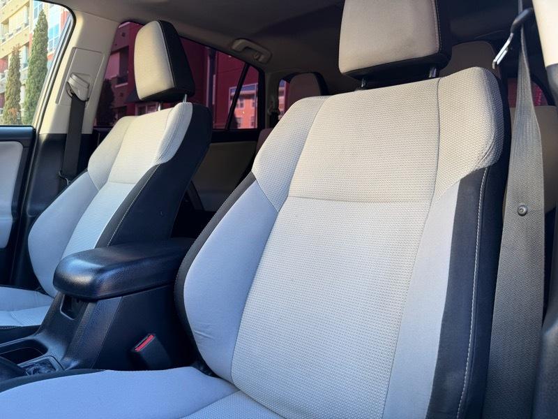 Toyota RAV4 XLE FWD 2018