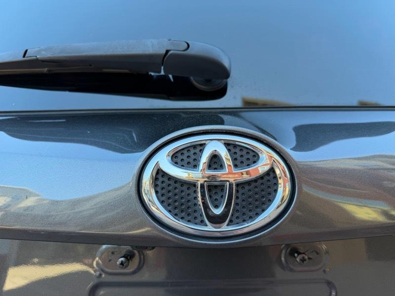 Toyota RAV4 XLE FWD 2018