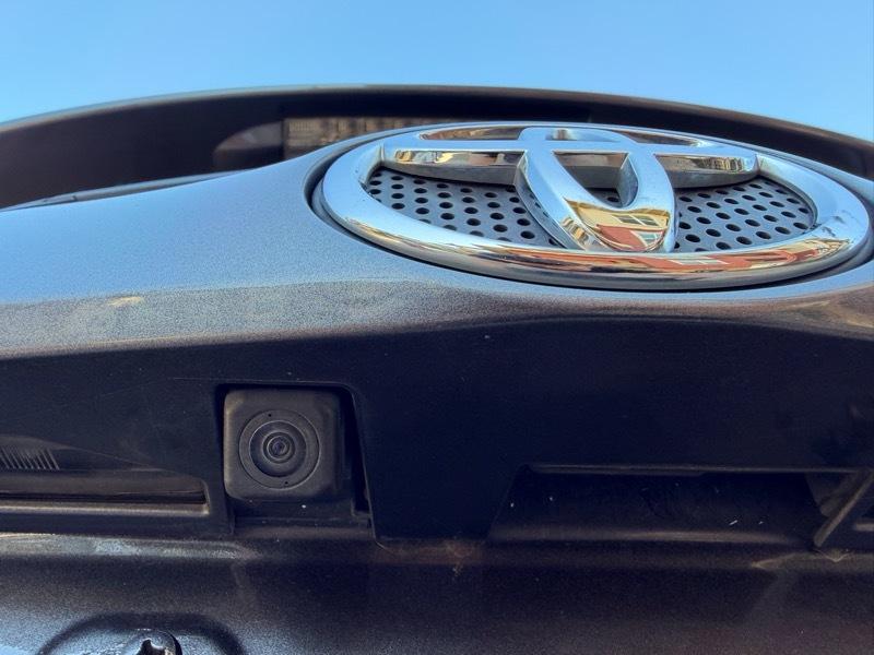 Toyota RAV4 XLE FWD 2018