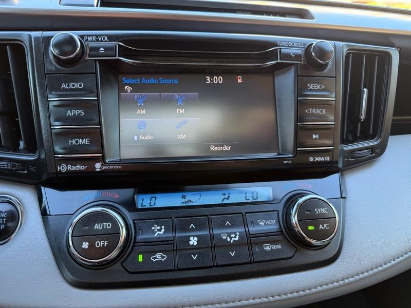 Toyota RAV4 XLE FWD 2018