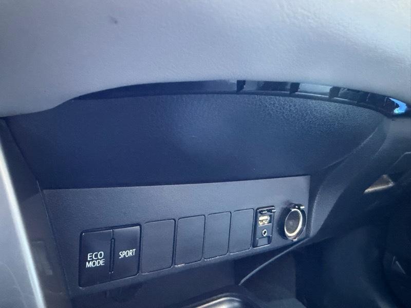 Toyota RAV4 XLE FWD 2018