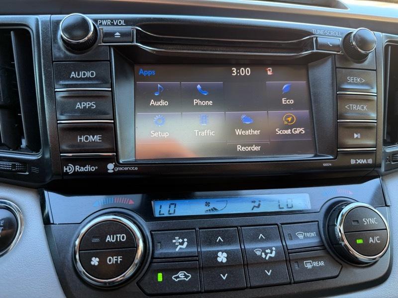 Toyota RAV4 XLE FWD 2018