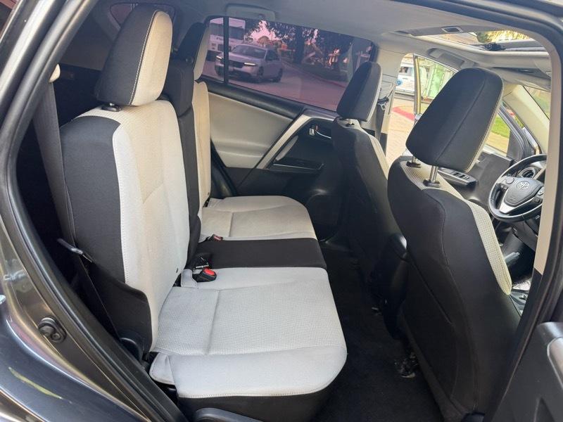 Toyota RAV4 XLE FWD 2018