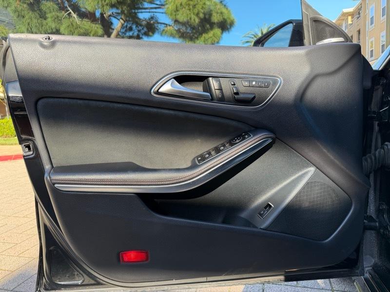 Mercedes-Benz CLA-Class CLA250 2014