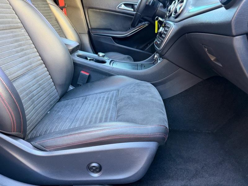 Mercedes-Benz CLA-Class CLA250 2014