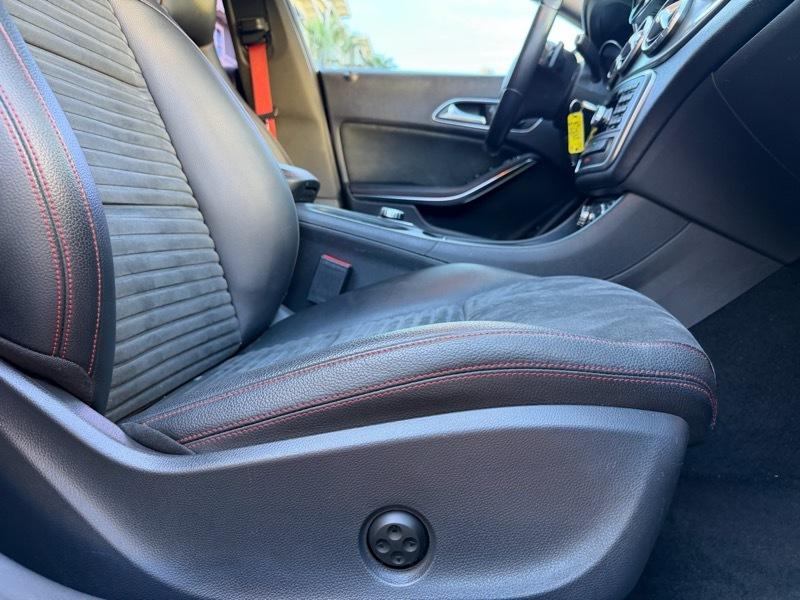 Mercedes-Benz CLA-Class CLA250 2014