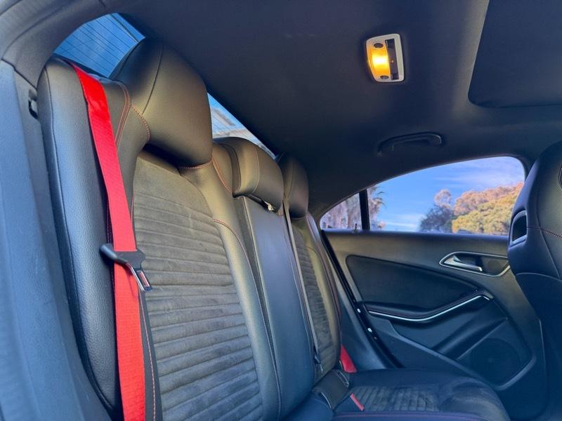 Mercedes-Benz CLA-Class CLA250 2014