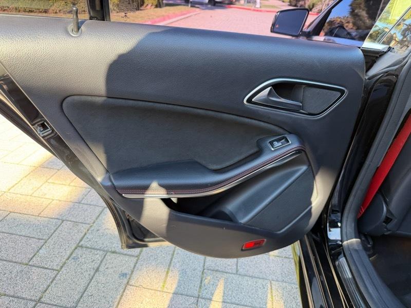 Mercedes-Benz CLA-Class CLA250 2014