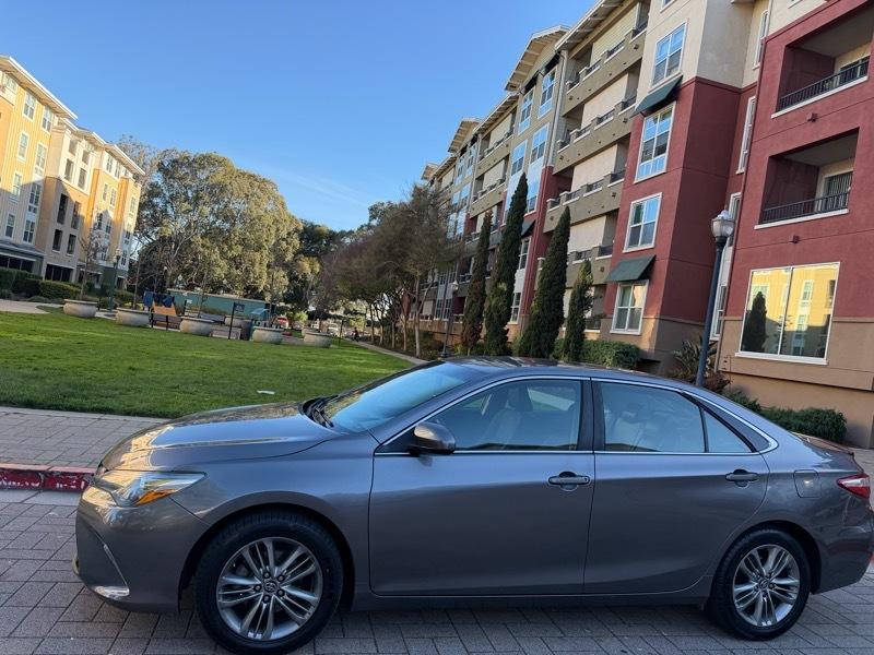 Toyota Camry SE 2016
