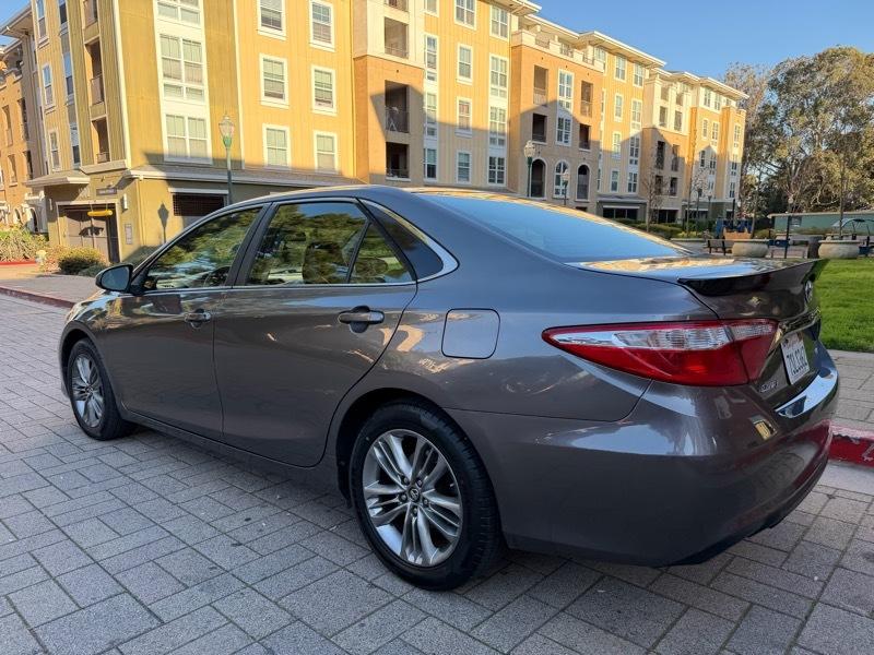 Toyota Camry SE 2016