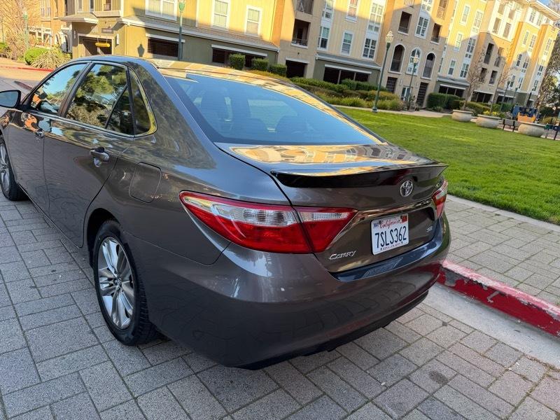 Toyota Camry SE 2016