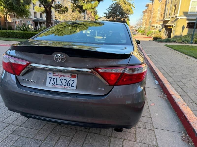 Toyota Camry SE 2016