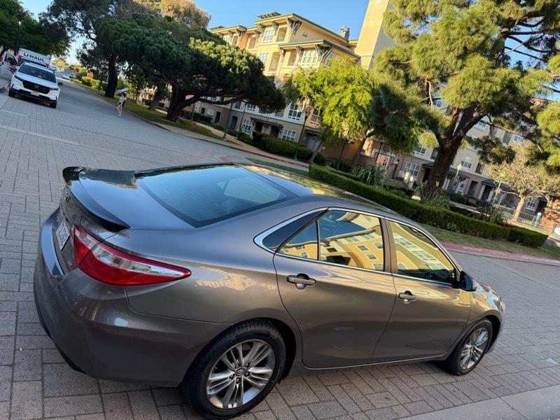 Toyota Camry SE 2016