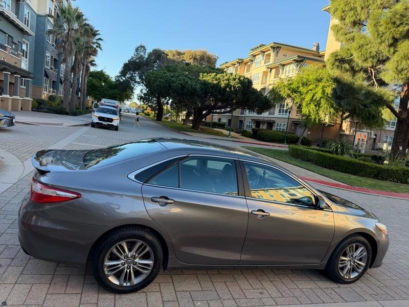 Toyota Camry SE 2016