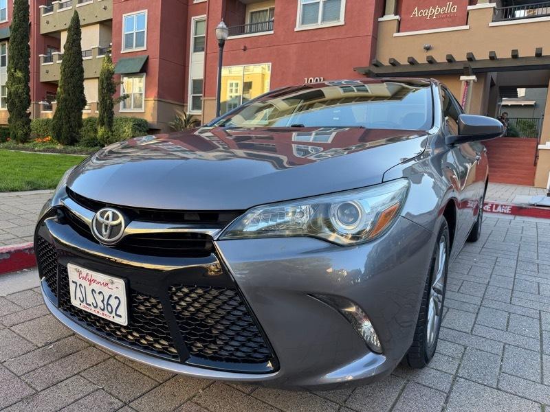 Toyota Camry SE 2016