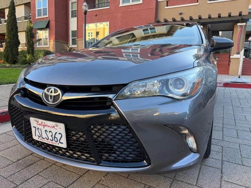 Toyota Camry SE 2016