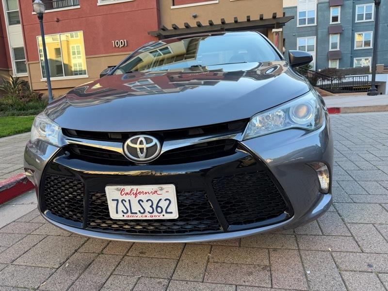 Toyota Camry SE 2016