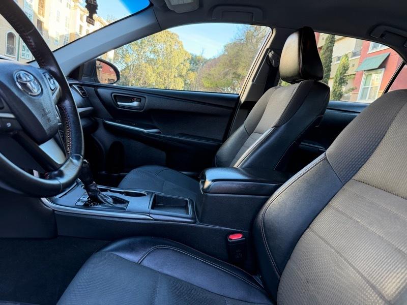 Toyota Camry SE 2016