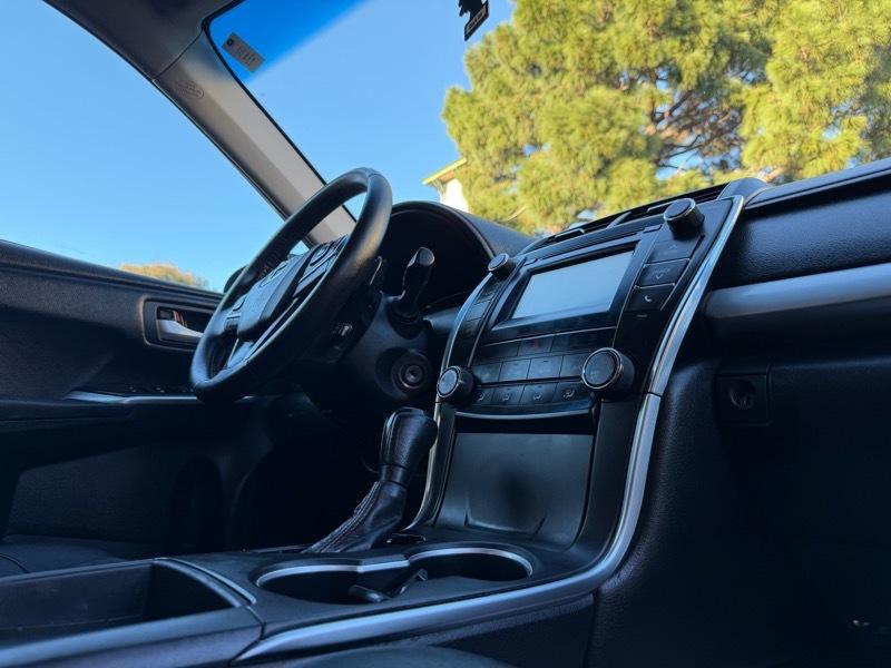 Toyota Camry SE 2016