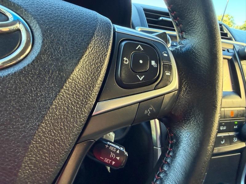 Toyota Camry SE 2016