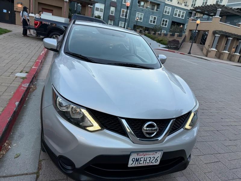 Nissan Rogue Sport S 4D SUV FWD 2017