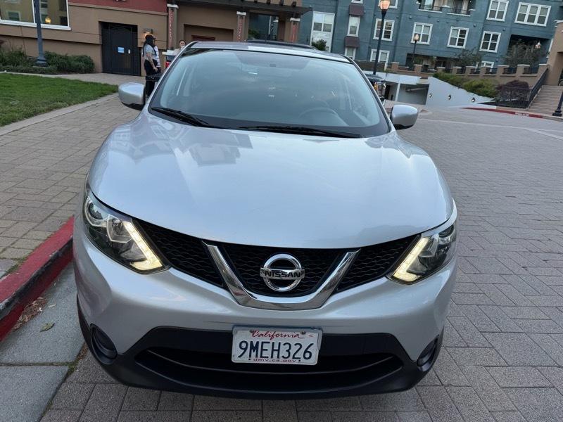 Nissan Rogue Sport S 4D SUV FWD 2017