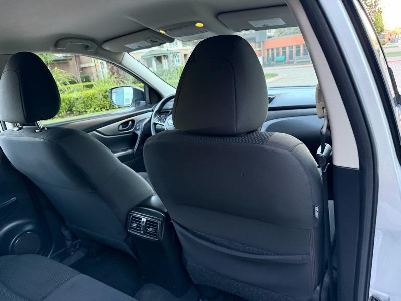 Nissan Rogue Sport S 4D SUV FWD 2017