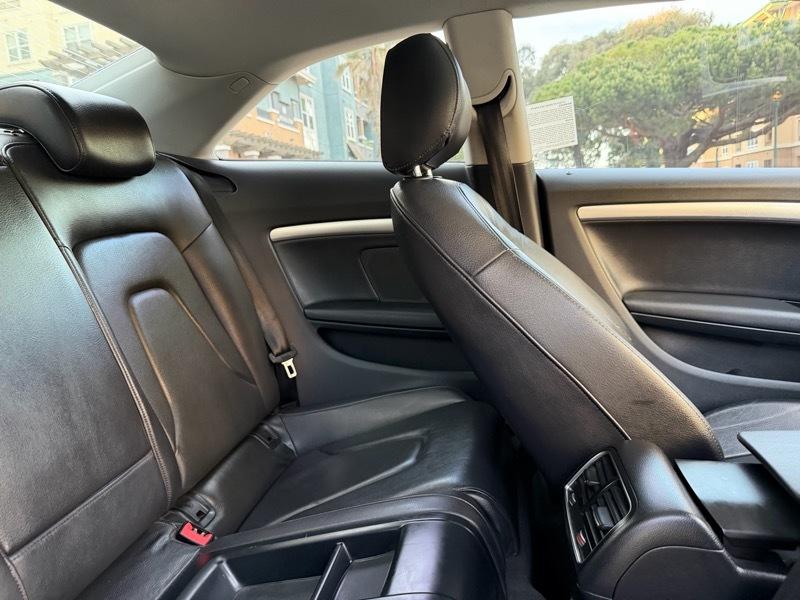 Audi A5 Coupe 2.0T quattro Tiptronic 2013